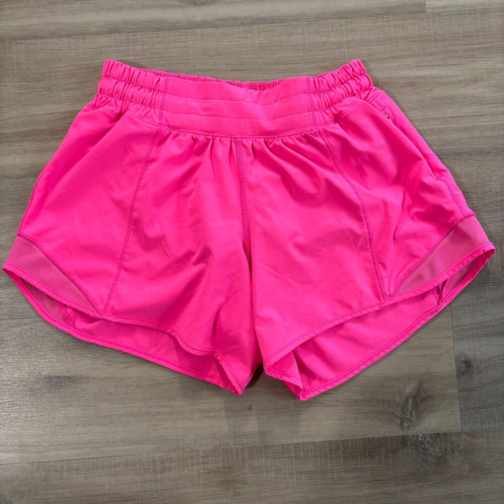 Lululemon Hotty Hot Short II Long 4" Pink Highlight Women Size 4